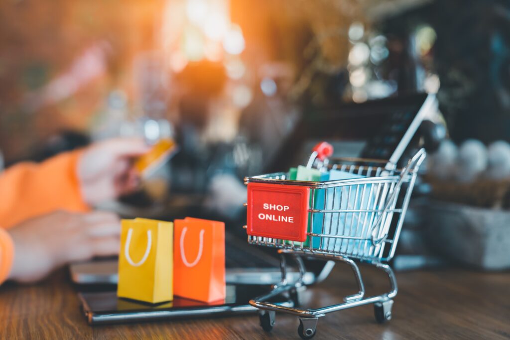 Commercio Elettronico_ Il Motore della Nuova Economia